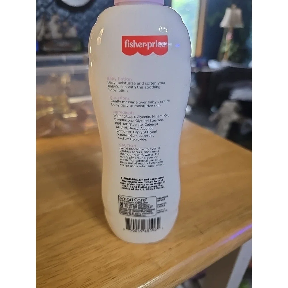 New 10 fl oz Fisher-Price Hello Bathtime Baby Lotion Paraben Free Dye Free